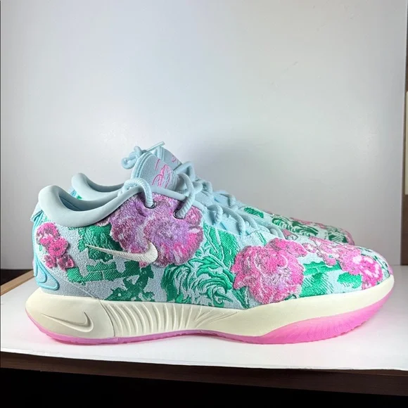 Nike LeBron 21 PRM Pearl of Z Size 13.5 Men’s Sneakers Grandmas Couch Pack